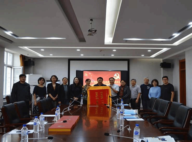 9d9b3110d4c81cb260c0384933ec2ee